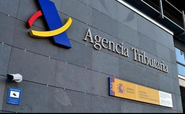 El cheque ayuda de 200 euros llega con un desagradable susto en la Declaración de la Renta 2023