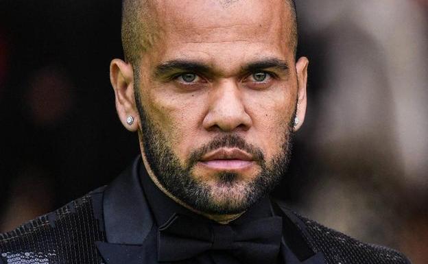 Alves cambia de versión y admite que penetró a la víctima de manera consentida