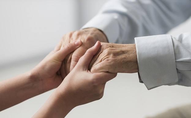 El geriatra, piedra angular en el cuidado de la salud de las personas mayores