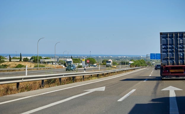 El ministerio inicia los trámites para conectar Alzira con la AP-7