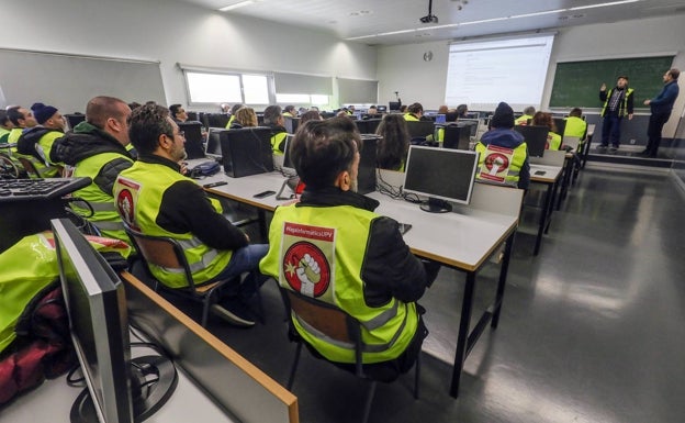 Los informáticos de la Politècnica de València vuelven a sus puestos tras tres semanas de huelga