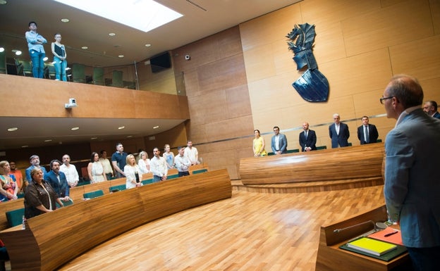 La Diputación rechaza debatir la paralización de un examen de bomberos