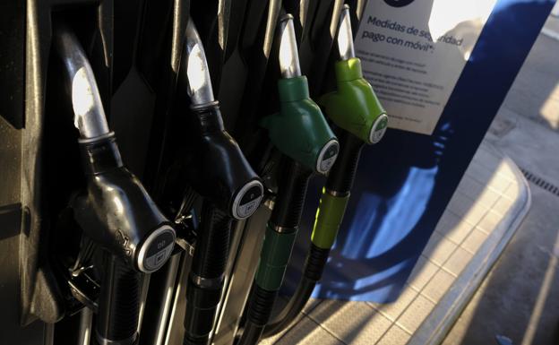 El nuevo precio del diésel confirma el vuelco de los carburantes: esto cuesta poner gasolina esta semana