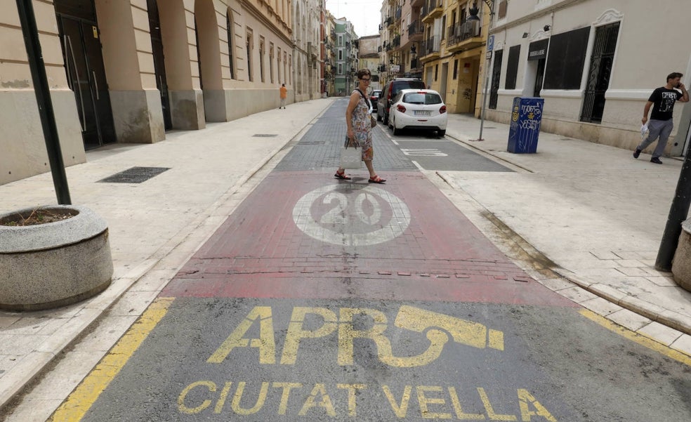 El Ayuntamiento de Valencia recauda 5.000 euros al día por las multas de las cámaras de Ciutat Vella