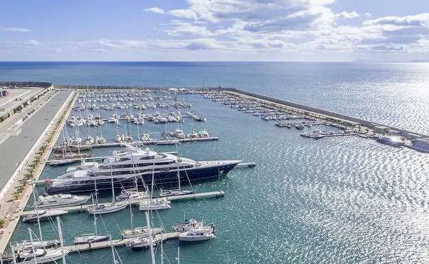 La élite de la vela femenina, los barcos voladores y la alta gastronomía se dan cita en Valencia Mar este 2023