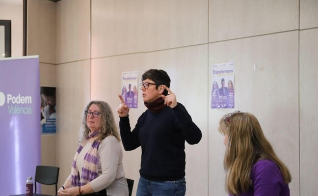 Podemos acusa a Ribó de «temblarle las piernas» ante los fondos de inversión turística en Valencia