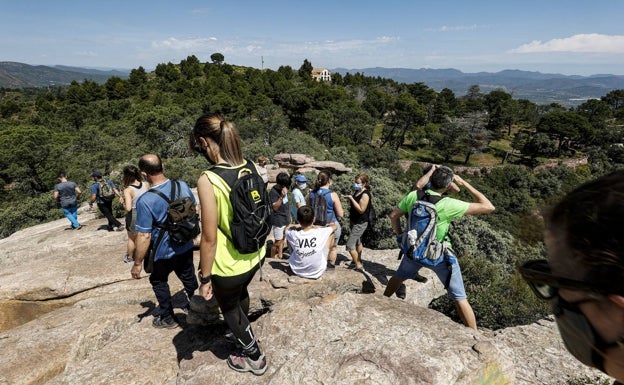 Un hombre, herido al caer desde el mirador del Garbí en Estivella