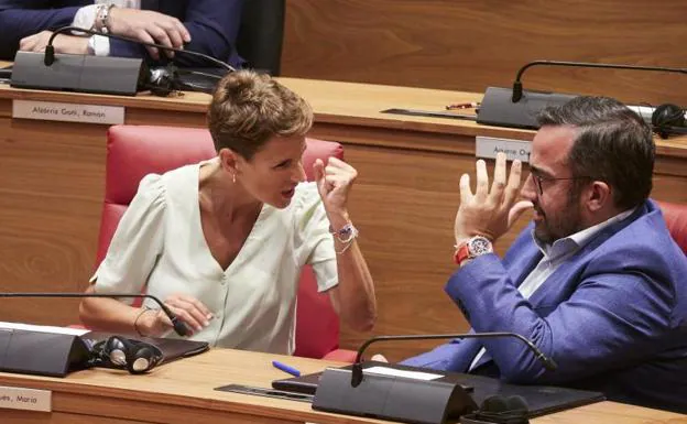 La socialista María Chivite es investida presidenta de Navarra gracias a la abstención de Bildu