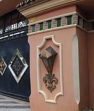 El palacio marbellí que escondía un harén de diez concubinas