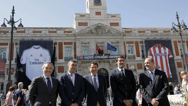 Cifuentes: «¿A quién se le ocurre concentrar a Madrid y Atleti en la Puerta del Sol?»