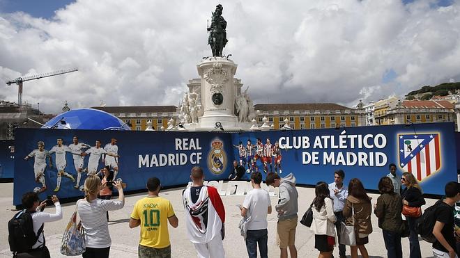 La UEFA afirma que los equipos tendrán 'fanzone'