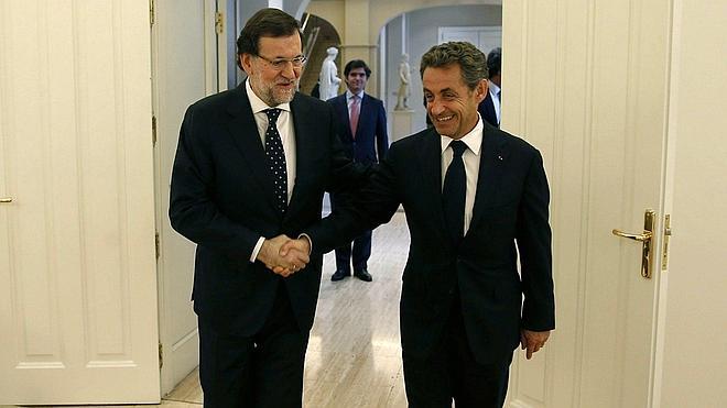 El Rey y Rajoy reciben a Sarkozy