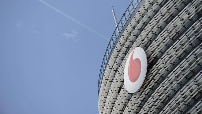 Vodafone revela que seis gobiernos 'pinchan' los datos de sus clientes