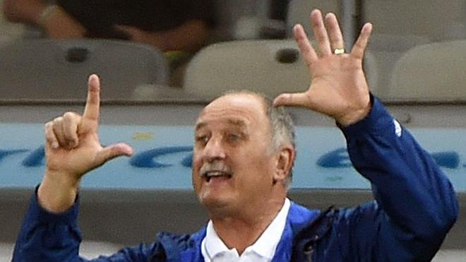 Scolari: «Ha sido una catástrofe y pido disculpas»