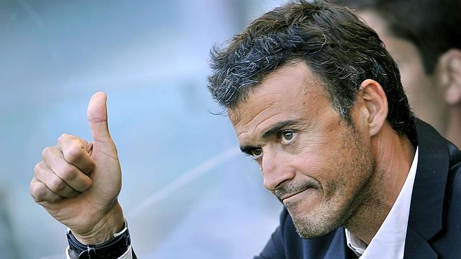 Luis Enrique dirige su primer entrenamiento