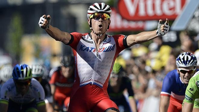 Kristoff vence al sprint