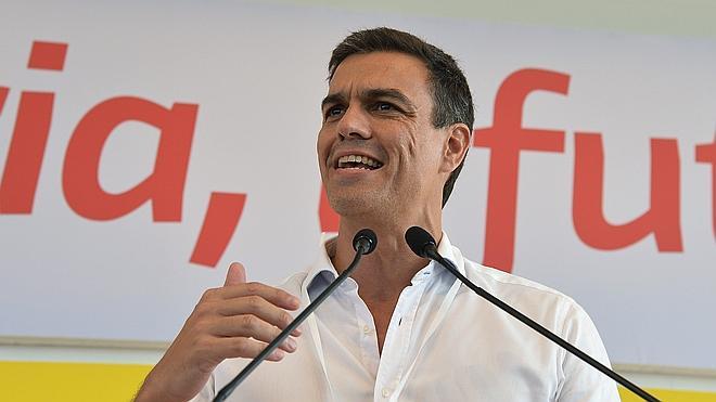 Pedro Sánchez deja las primarias abiertas para el 26 de julio de 2015