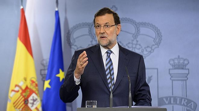 Rajoy: firmeza con la mano tendida