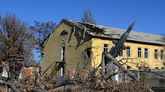 Al menos cuatro muertos en Donetsk por fuego de artillería