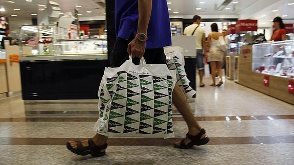 El Corte Inglés volverá a reforzar su plantilla en Navidad tras seis años