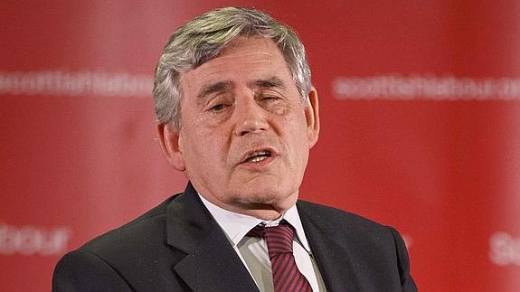 El ex primer ministro británico Gordon Brown anuncia su adiós como diputado