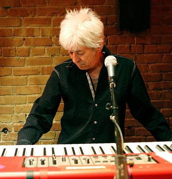 Fallece Ian McLagan, miembro del grupo británico Small Faces