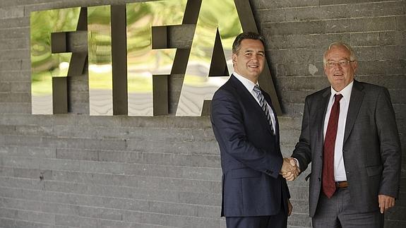 Michael Garcia dimite como investigador de la FIFA