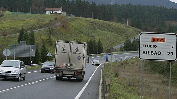 Casi dos mil kilómetros de la red de carreteras presentan un elevado índice de siniestralidad