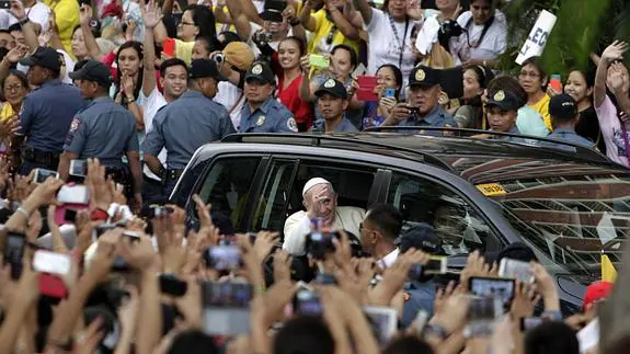 El Papa en Filipinas: «Es un deber escuchar la voz de los pobres»