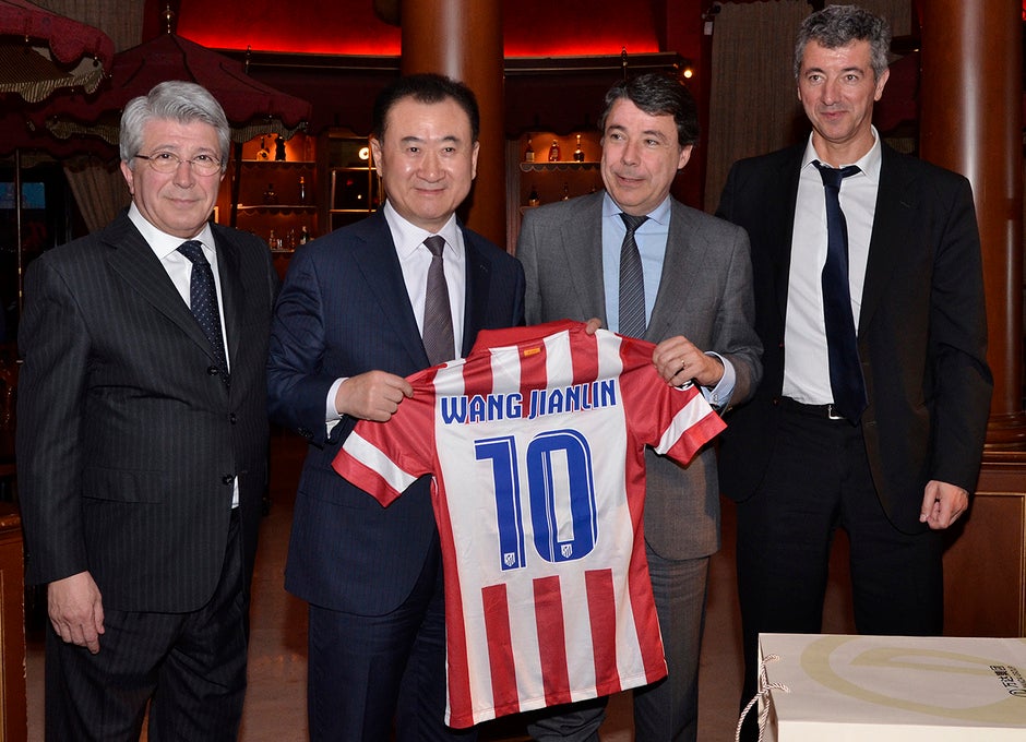 El multimillonario chino Wang Jianlin compra el 20% del Atlético