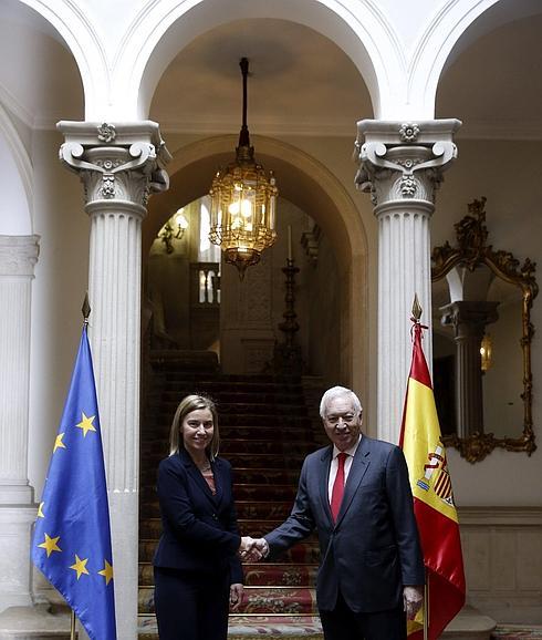 Mogherini y García-Margallo alertan de la grave situación en Libia