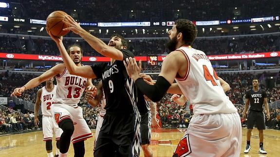 El 'doble-doble' de Ricky Rubio, insuficiente ante unos Bulls sin Gasol