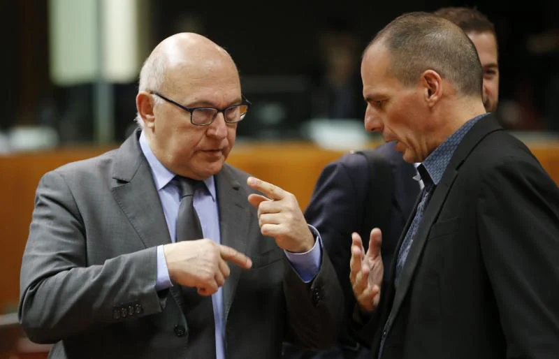El Ecofin aprueba dar dos años más a Francia para corregir su déficit