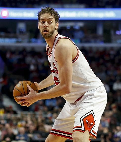 Pau Gasol y sus Bulls, única victoria española de la noche