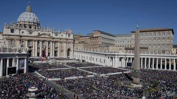 El Papa reza por las víctimas de la tragedia aérea