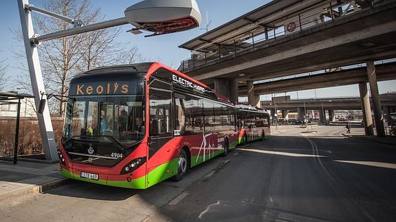El sistema que carga autobuses híbridos en seis minutos