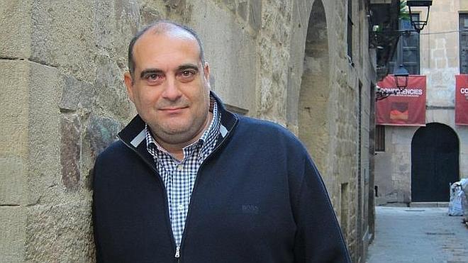 Xavier Bosch, del negro al rosa