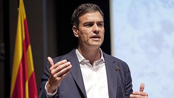 Sánchez acusa al PP de enfrentar a los españoles