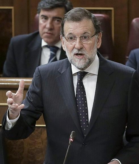 Rajoy no descarta ahora cambios en el PP y en el Gobierno