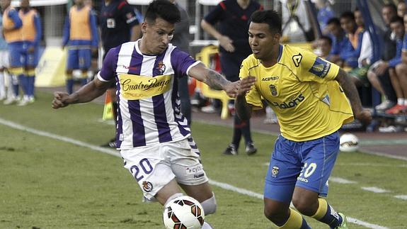 Las Palmas alcanza la final y el Valladolid vuelve a terminar con nueve