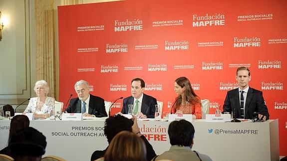 La Reina Doña Sofía entrega los Premios Sociales de la Fundación Mapfre