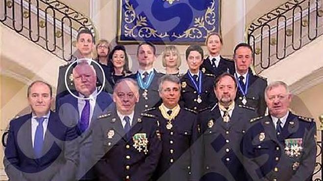 Interior premia con un puesto de 10.000 euros al mes al policía que exculpó a Villarejo
