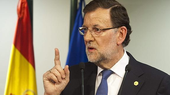 Rajoy convoca este lunes la Comisión de Asuntos Económicos ante la crisis griega