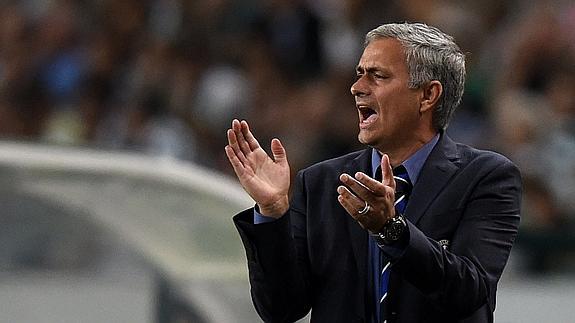 Mourinho: «El salario de Casillas en el Oporto es increíble»