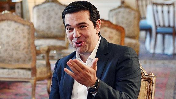 Tsipras defiende un tercer rescate por ser mucho mayor a cambio de los mismos requisitos