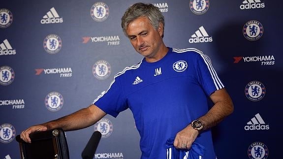 Mourinho renueva por cuatro temporadas con el Chelsea