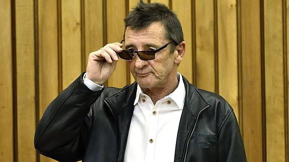 Phil Rudd pide una «oportunidad» para volver a AC/DC