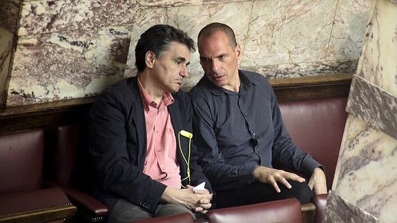 Varoufakis critica el nuevo acuerdo de Grecia con los acreedores