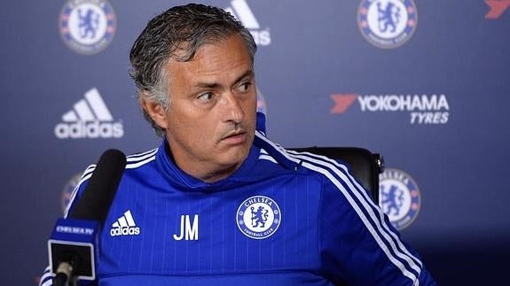 Mourinho castiga con un partido a la doctora Carneiro