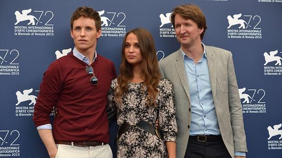 Redmayne y su sorprendente transformación en 'The Danish Girl' llegan a Venecia